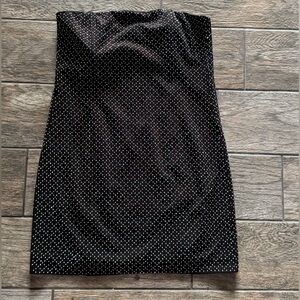 Elegant Black Sequin Strapless Dress